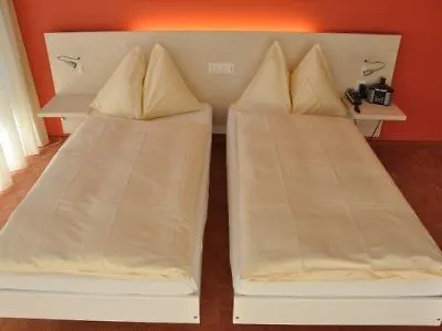 Unione Szálloda 3*